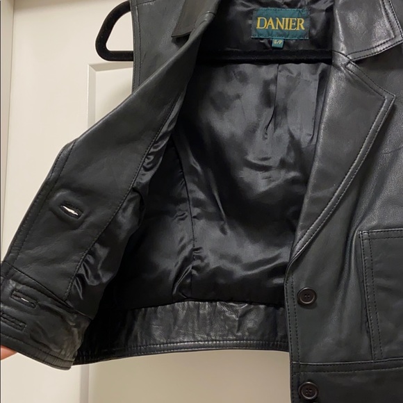 DANIER vintage leather vest - Picture 9 of 15